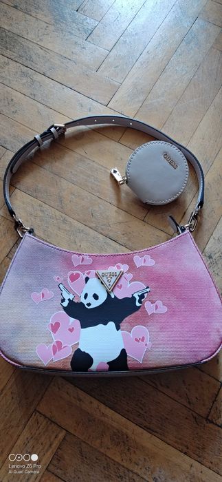 Дамска чанта GUESS