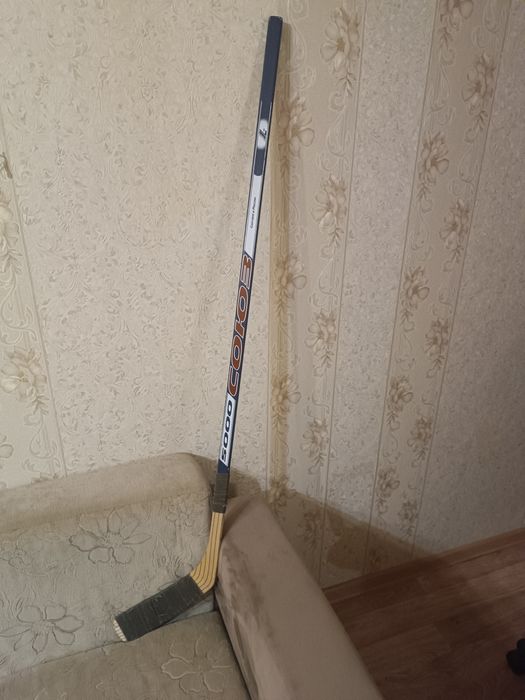 Продам хоккейную клюшку Союз 5000