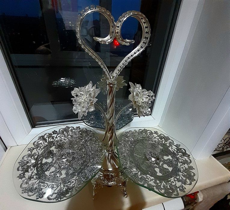 Конфетница - фруктовница, этажерка. Новая.