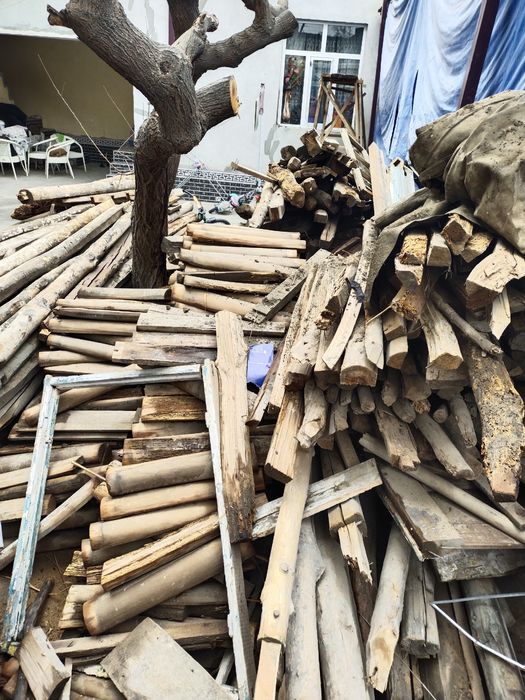 Иморатдан чикган у́тин сотилади