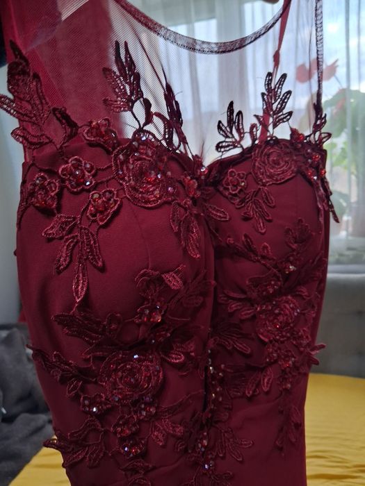 Vând rochiță elegantă