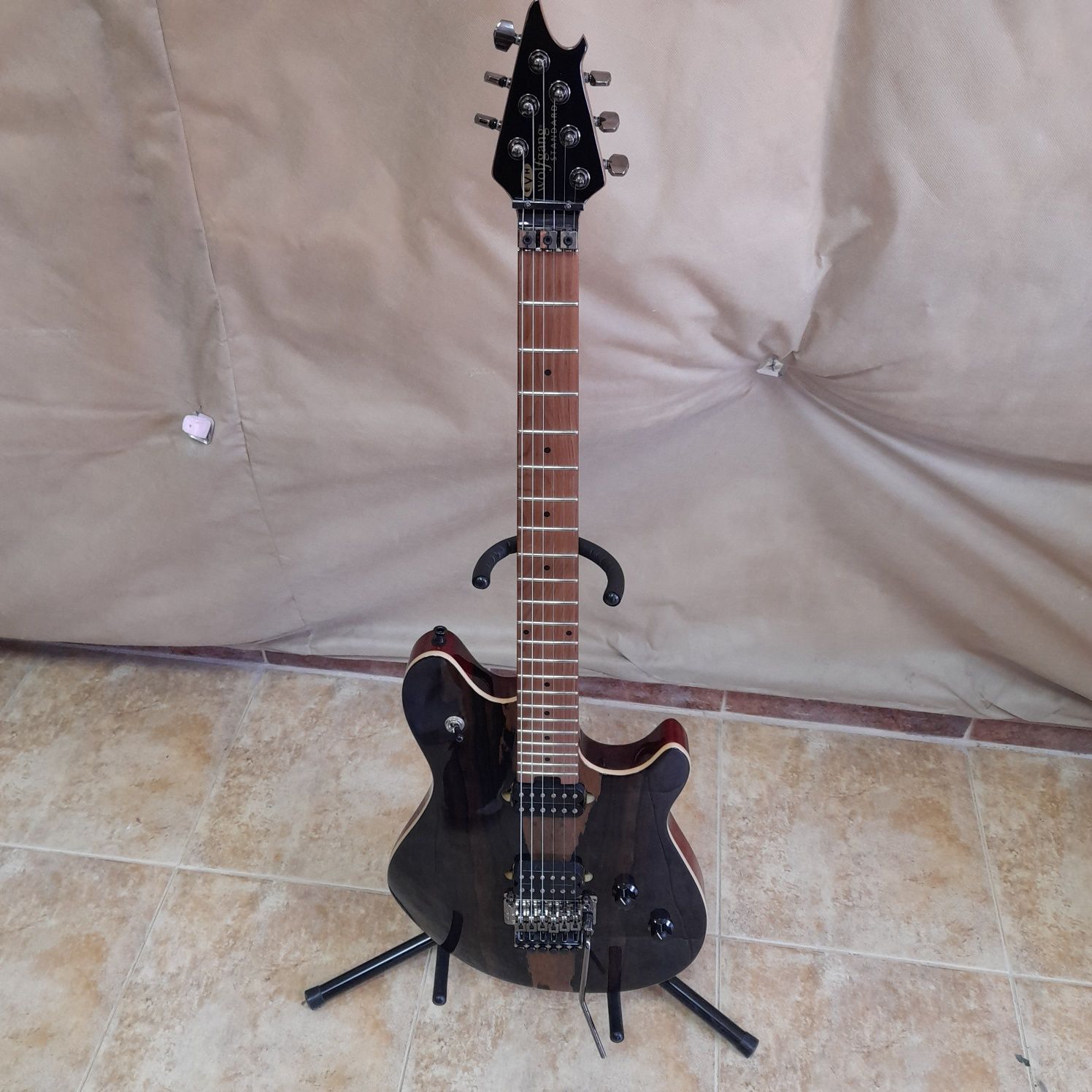 EVH Wolfgang standard guitar