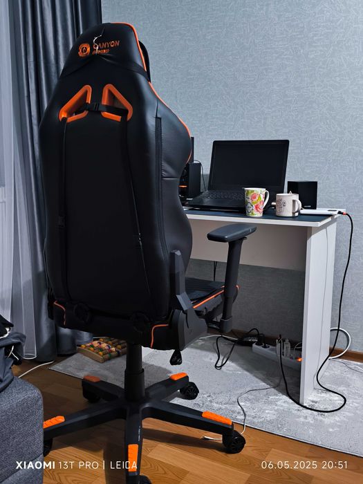 Компьютерное кресло