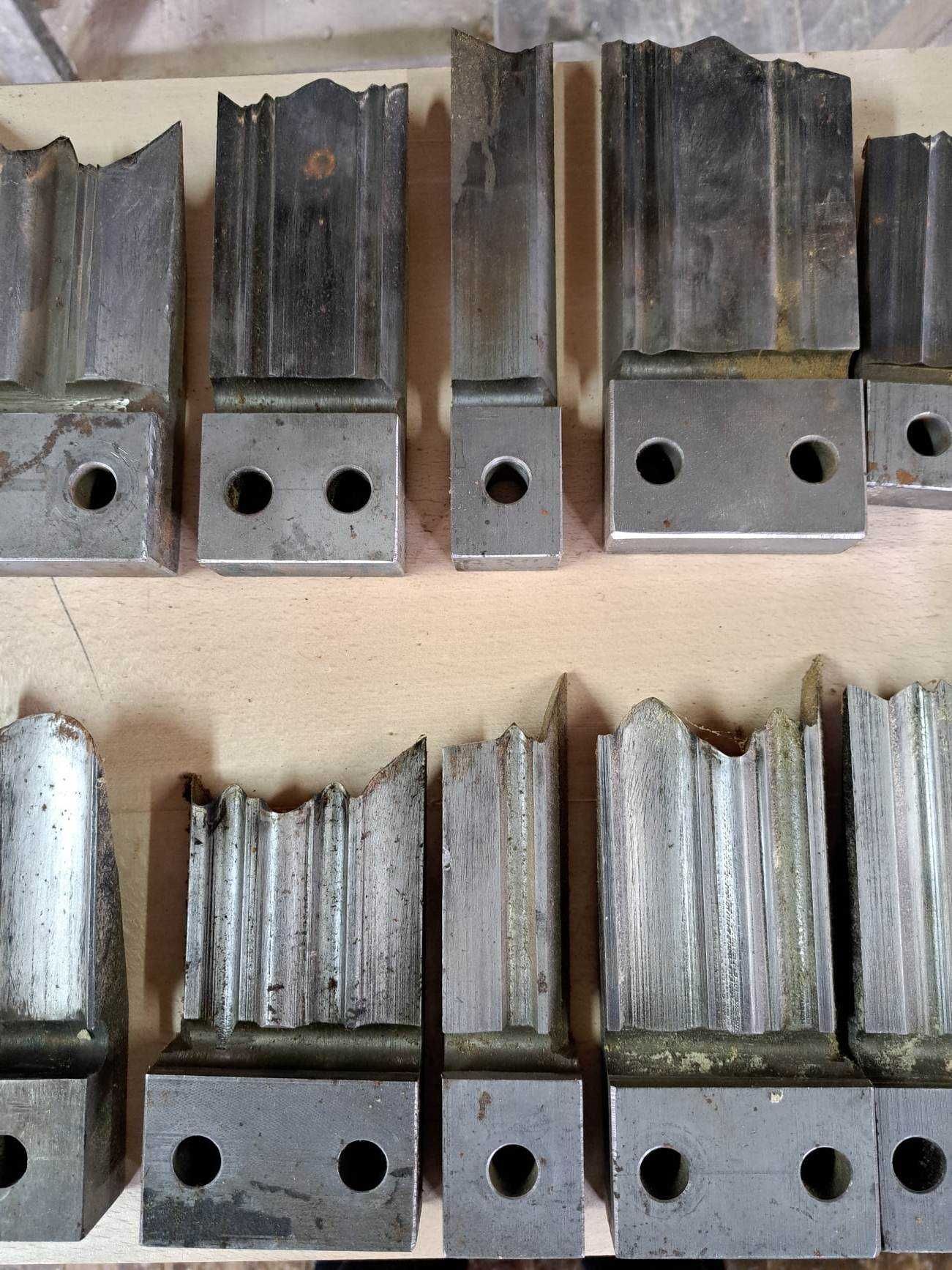 Cutite profilate pentru strung automat de prelucrarea lemnului