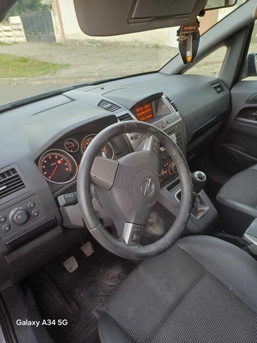 Opel Zafira 1.8 benzina, 2008,7 locuri,116000 km in crestere