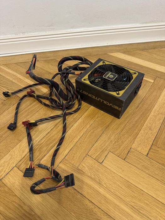 Sursa modulara 850w gold