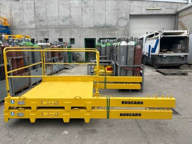 Închiriere platforme de depozitare - descărcare materiale