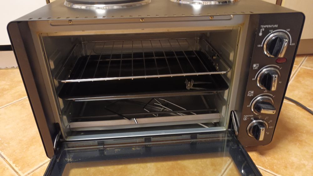 Vand cuptor electric cu 2 plite