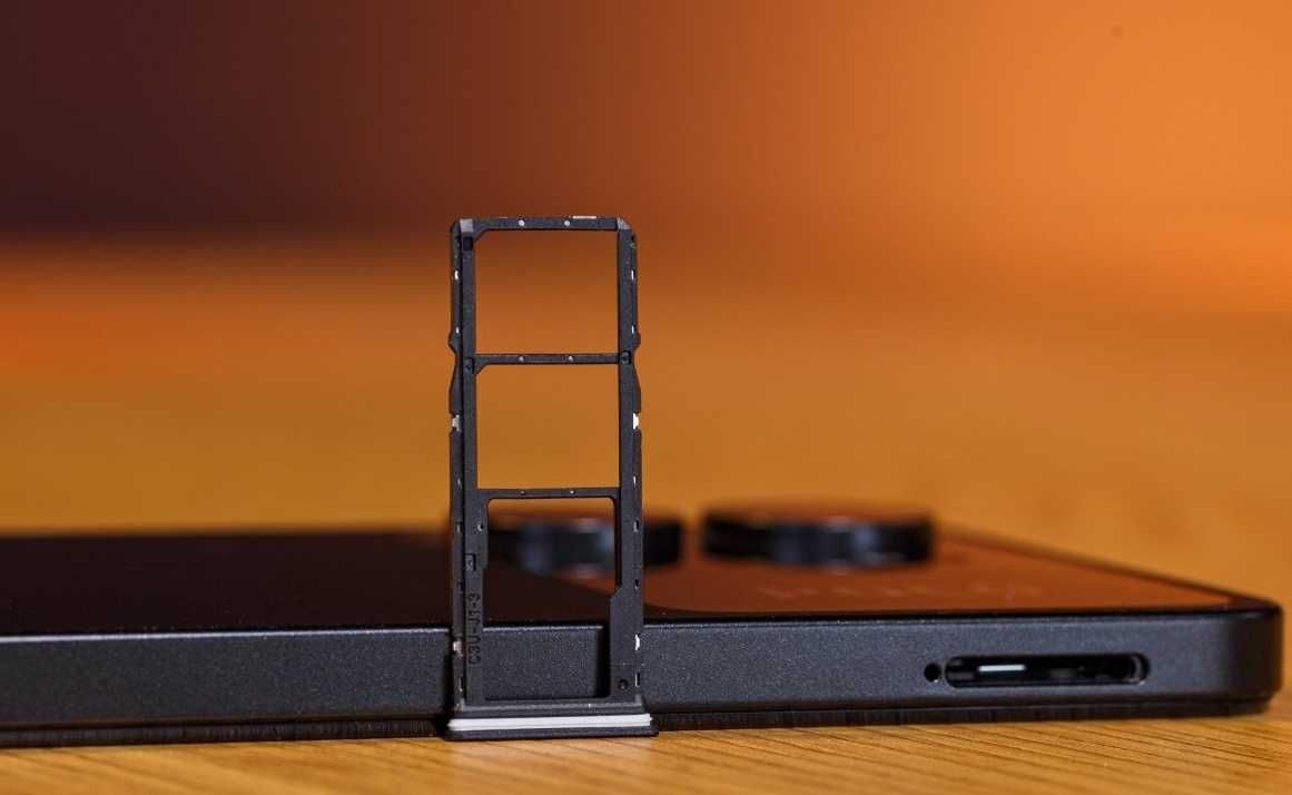 Xiaomi Poco C65 8/256 состояние идеал