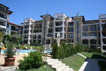 Тристаен апартамент в комплекс Porto Paradiso, Свети Влас