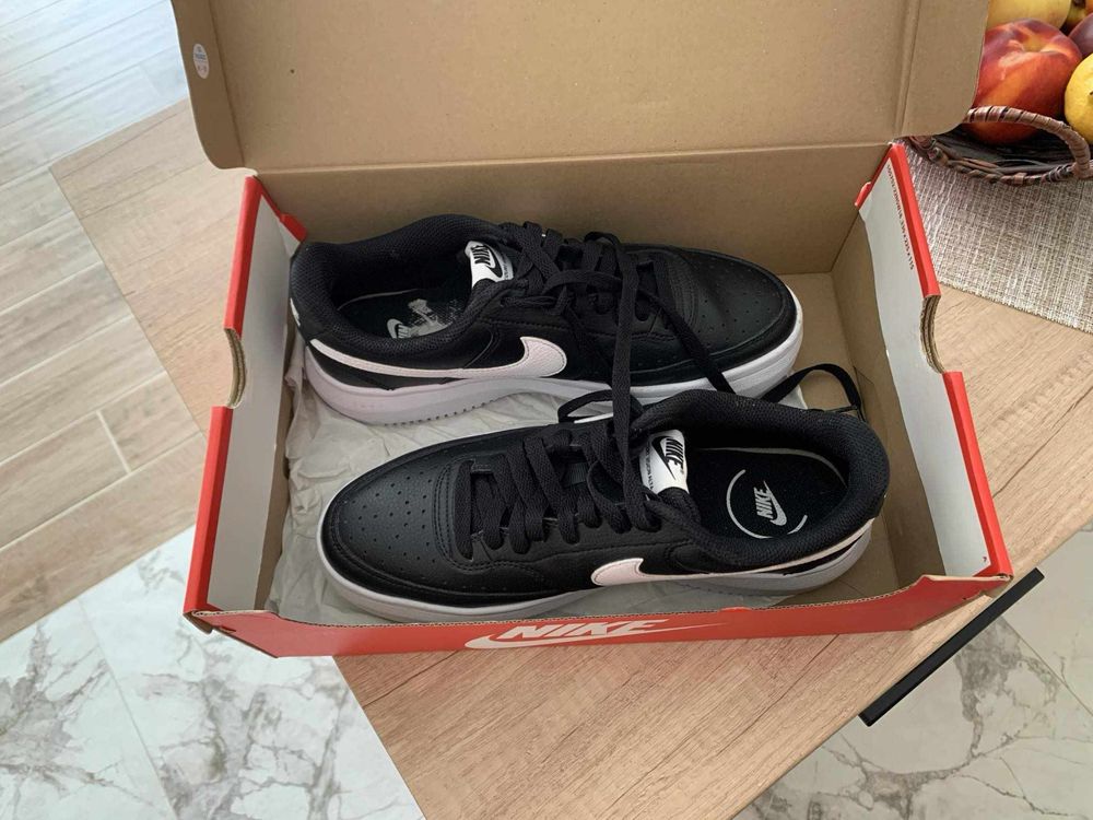 Nike court vision