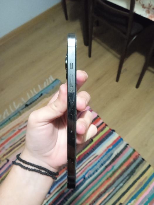 Iphone 13 pro luat de nou din magazin