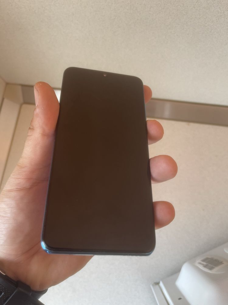 Телефон Huawei P30 Lite