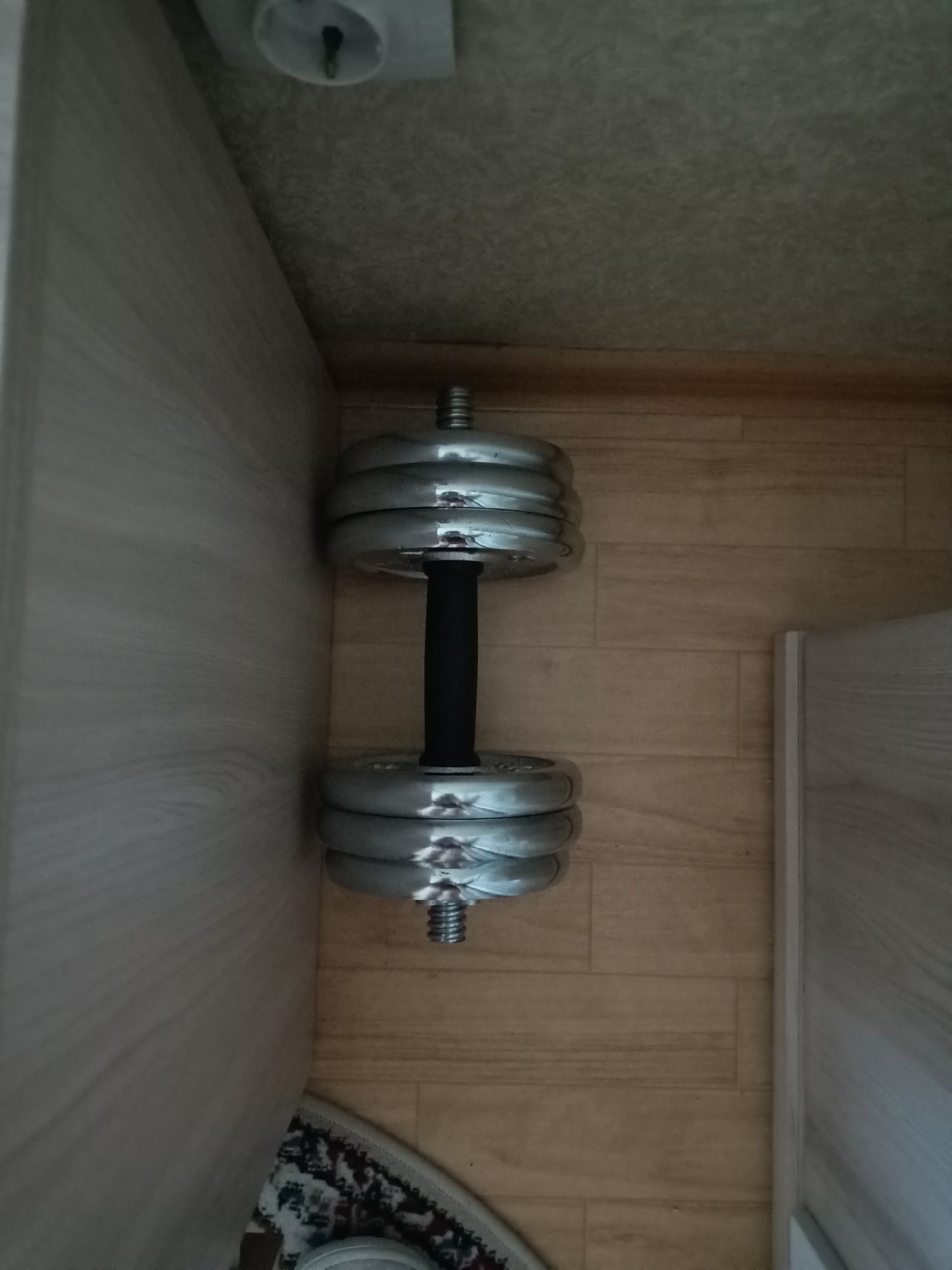 Продам гантель и доп. диски