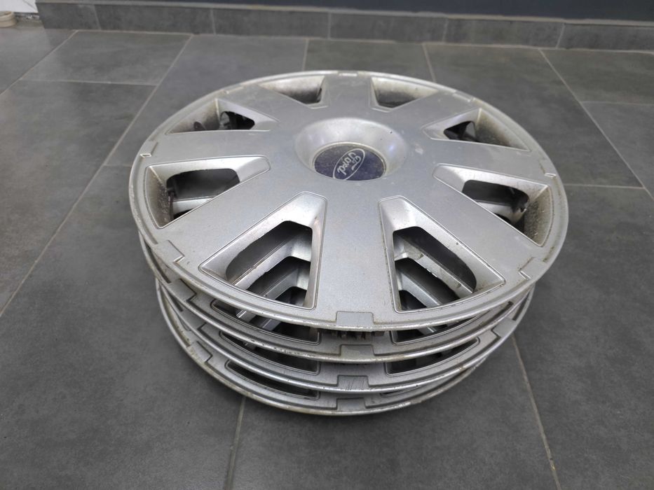 Тасове 16 - Ford