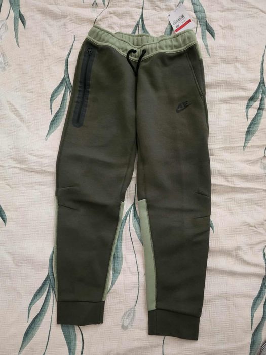 Nike Tech Fleece детски оригинален комплект