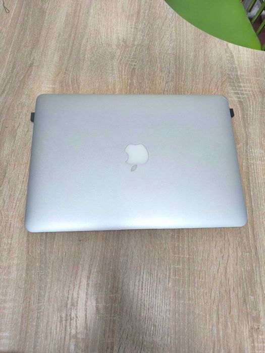 Apple MacBook Air 13" A1466 Mid 2012