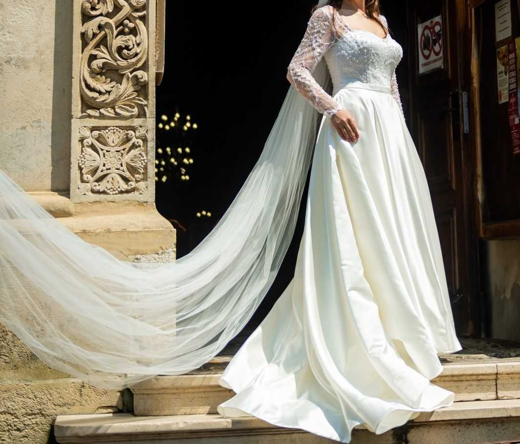 Vand rochie mireasa