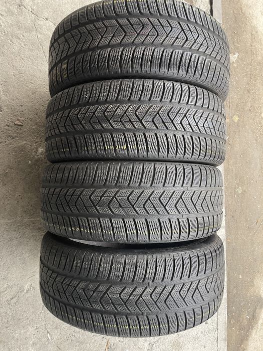 4 anvelope de iarna 245/45/20 pirelli