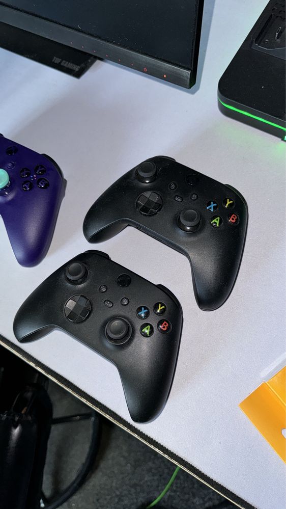 Xbox контролер / джойстик