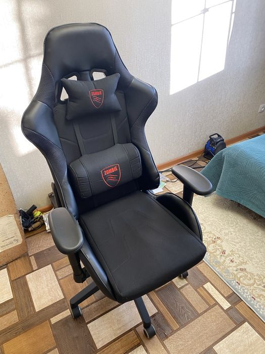 Продам кресло игровое