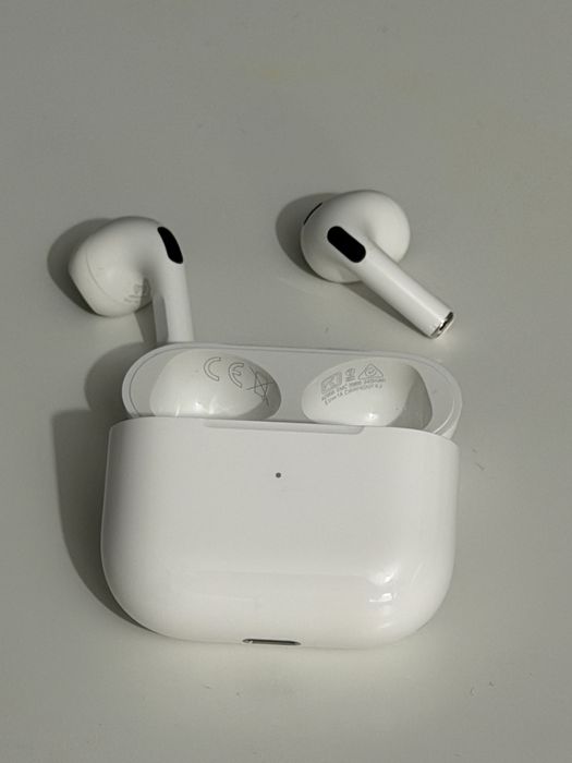 Căști AirPods 3 originale Apple - stare excelentă