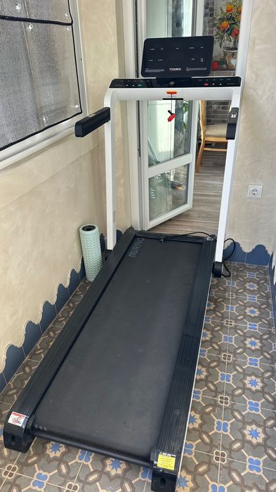 Бягаща пьтека 
Максимално поддържано тегло 120 Kg
Bluetooth,