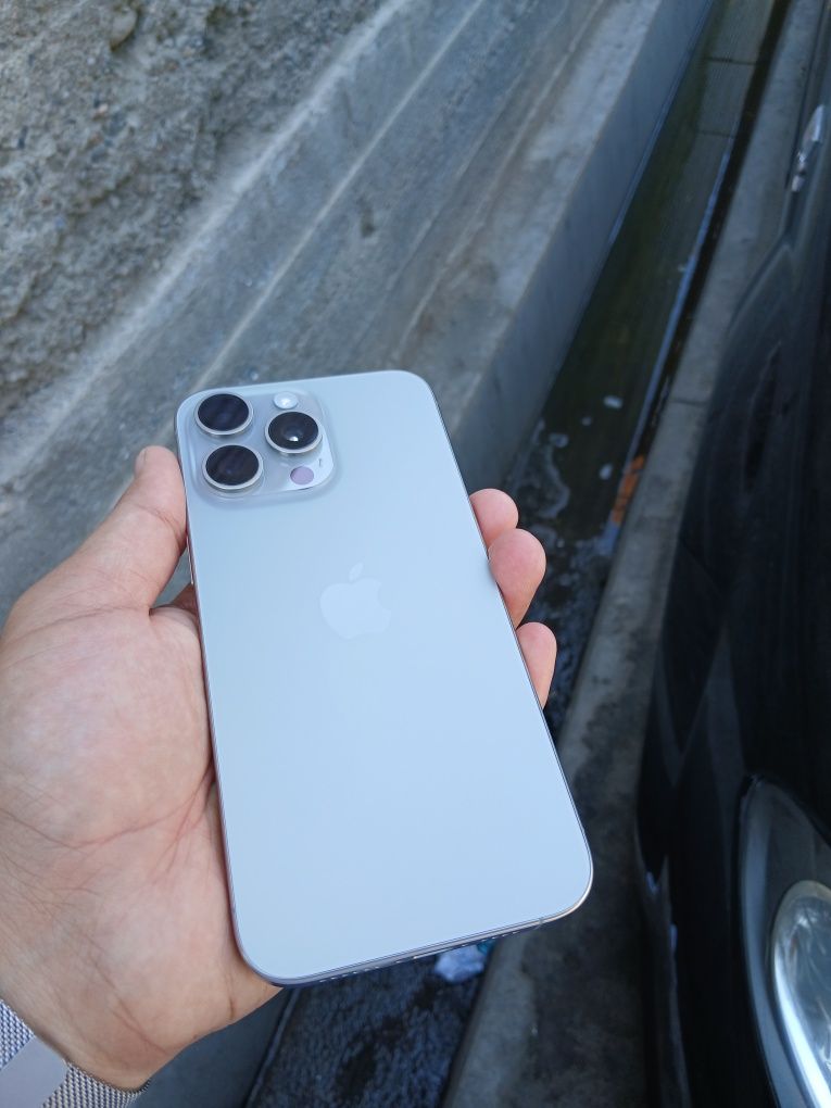 Продаётся iPhone 15 Pro Max