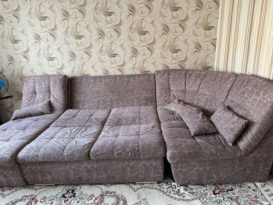 Диван угловой с атаманкой