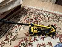 Lego crane 42108