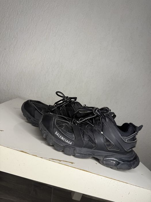 Balenciaga Track