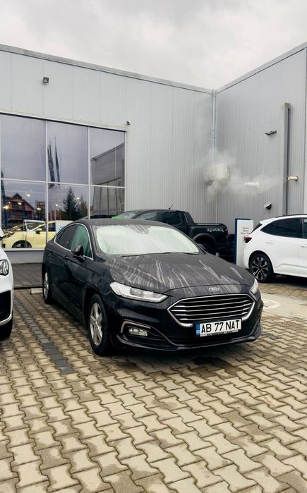 Vând Ford Mondeo 2019 Automată 8 Trepte