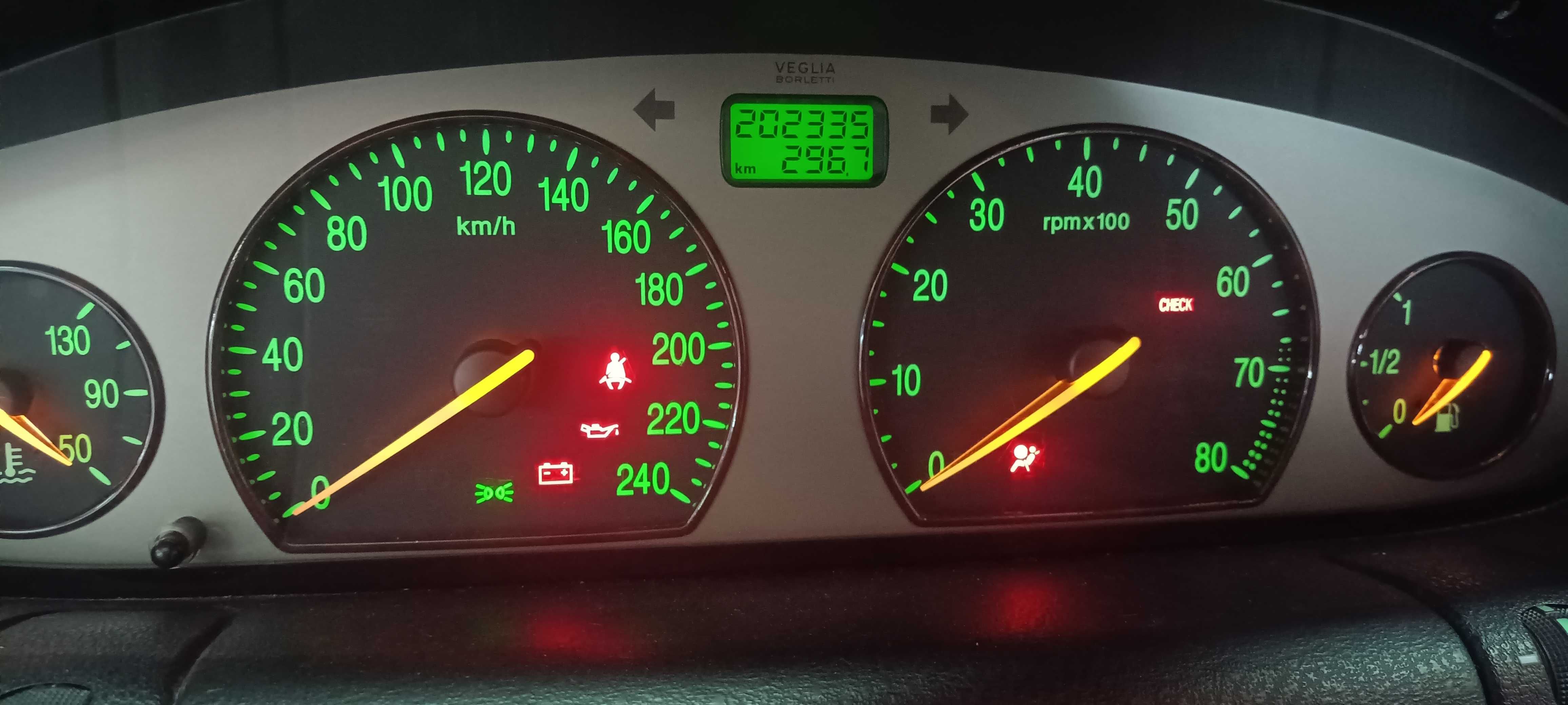 Lancia lybra 1.8 бензин 131кс
