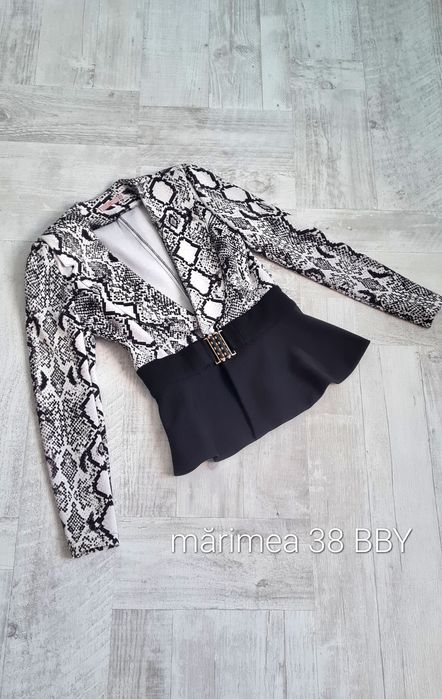 Sacou animal print alb negru BBY marimea 36