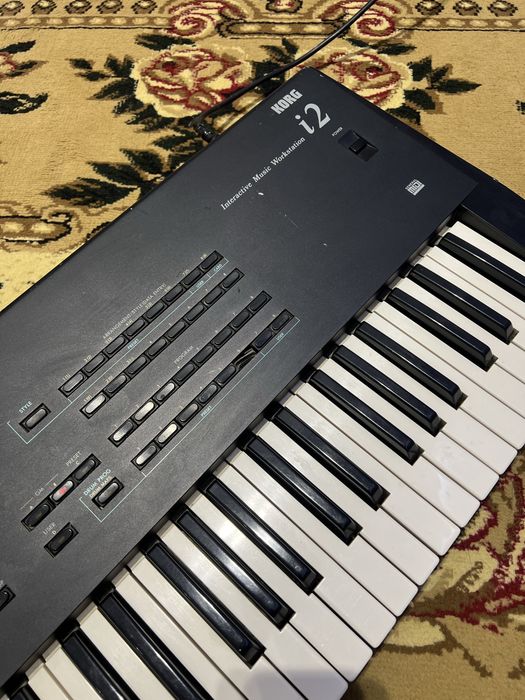 Korg i2 Interactive Music Workstation