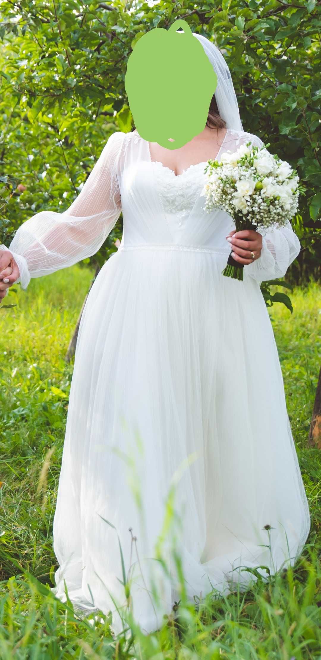 Vand rochie de mireasă