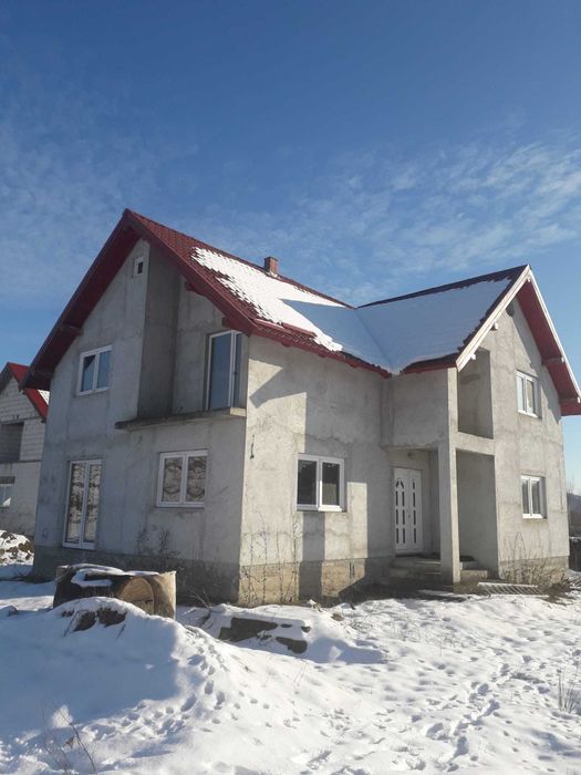 Casa de vanzare la Grosii Tiblesului!