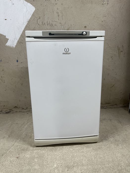 Продам морозильную камеру