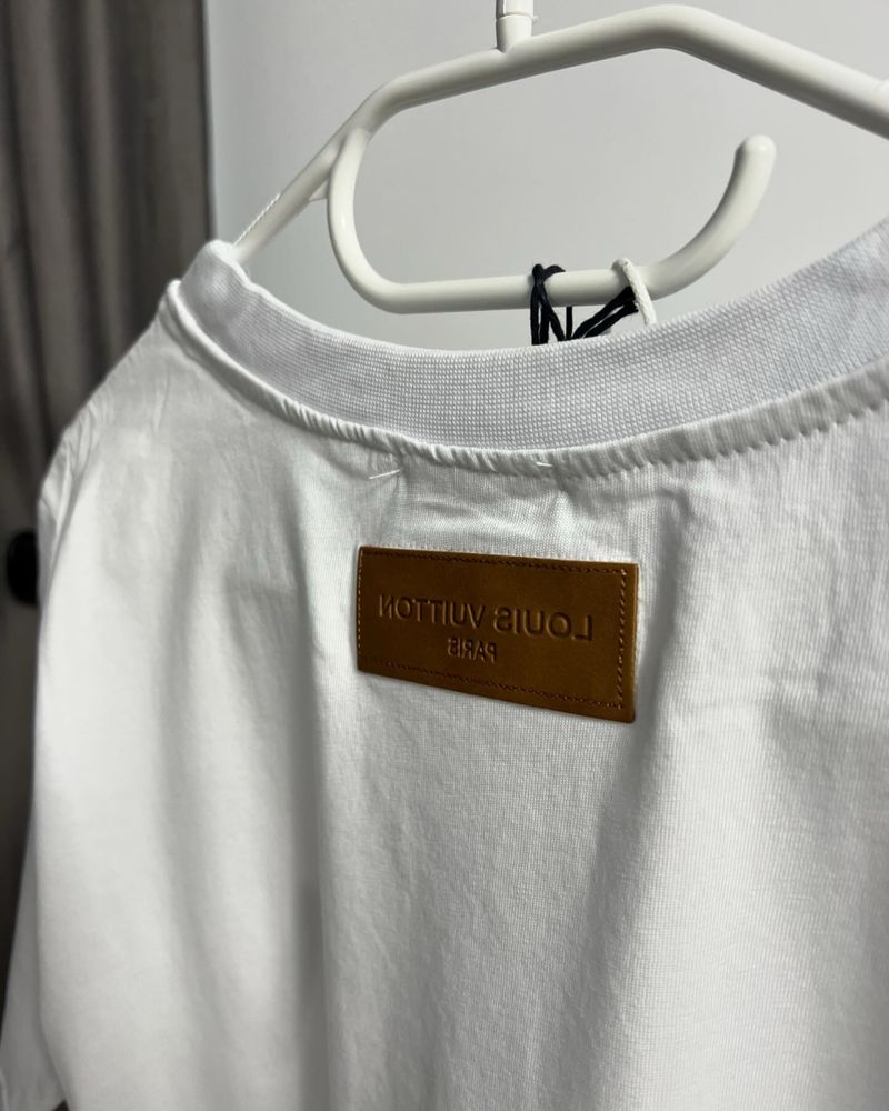 Tricou LOUIS VUITTON calitate 2024