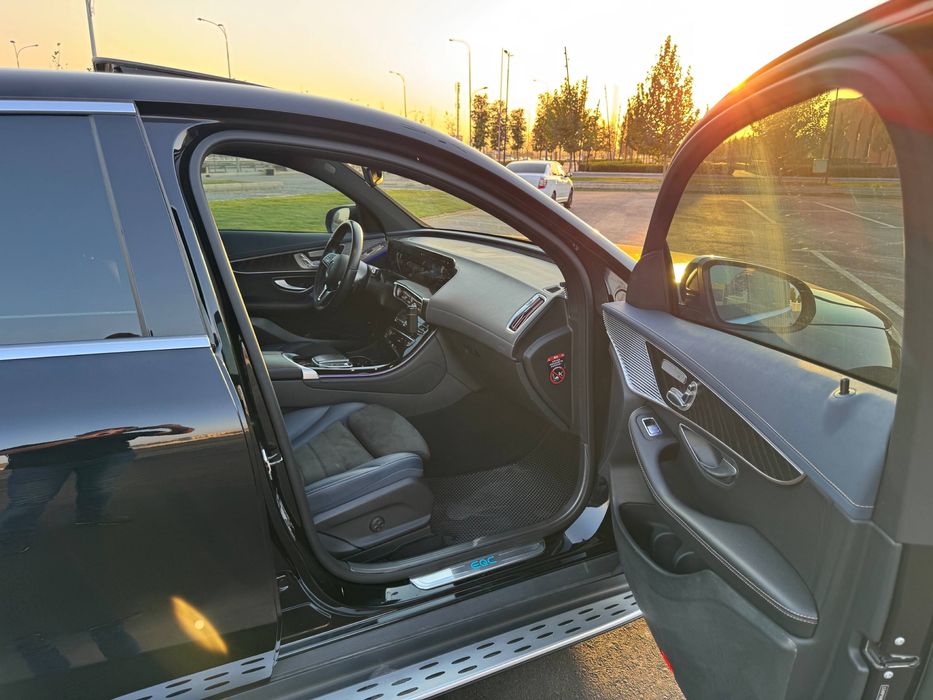 Mercedes Benz EQC 400 AWD