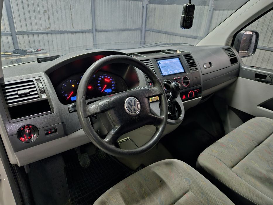 Vand Volkswagen T5 8+1