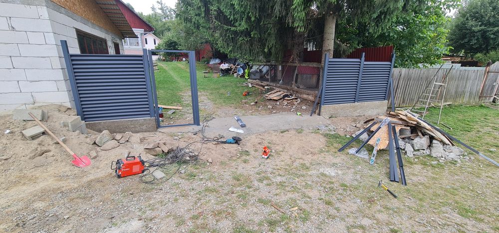 Garduri și porți metalice