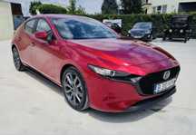 Mazda 3 hibrid 2019 39.688km avariat