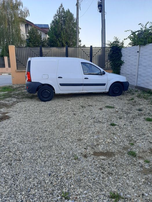 Vînd dacia camionetă van an 2008 fabricație