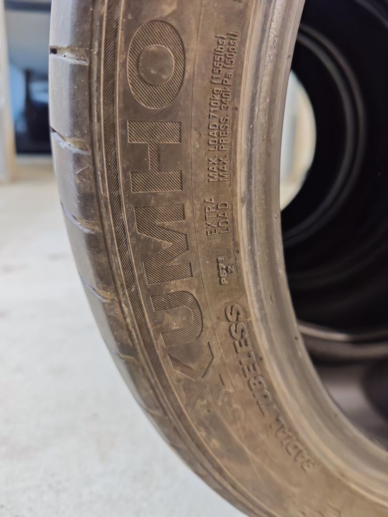 Летни гуми Kumho 225 45 19 4бр.
