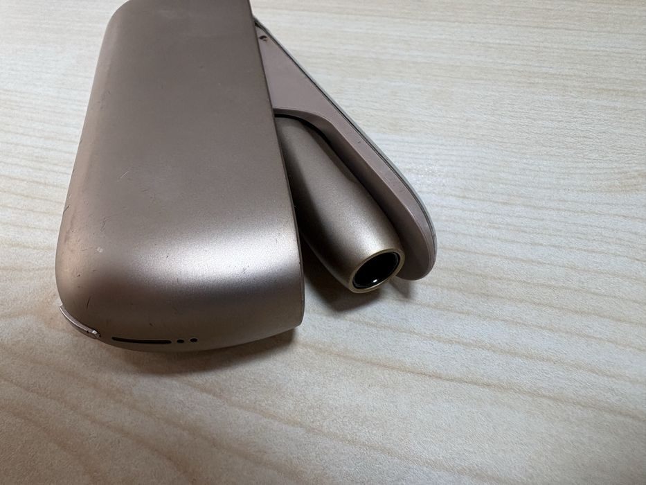 Iqos dou 3 aproape nou