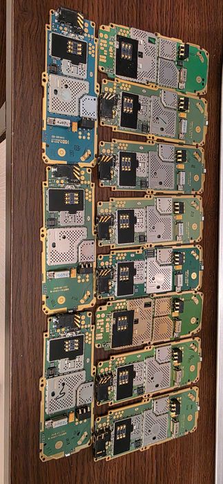 22 бр.платки от мобилни телефони - електронна скрап