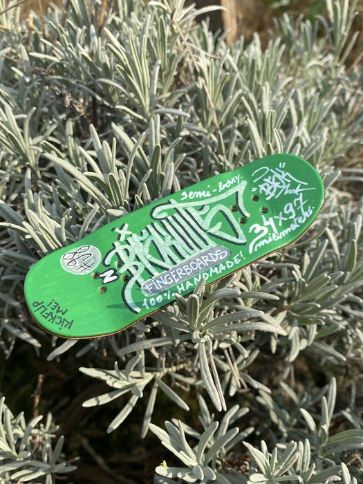 Placa de fingerboard semi boxy