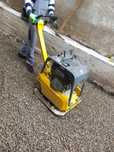 Vând placa compactoare reversibila Wacker Neuson