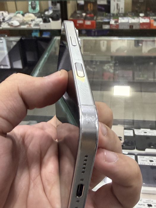 16 pro 256 gb white dual sim ZAA 90%